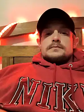 Snapshot of Midwestalpha chatting on 14, 2, 2025 Midwestalpha online show from 14, 2, 2025