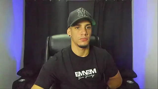 Snapshot of jhonnysnow17 chatting on 10, 9, 2025 jhonnysnow17 online show from 10, 9, 2025