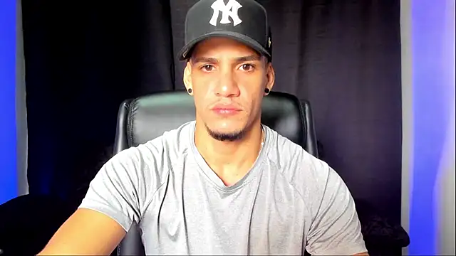 Snapshot of jhonnysnow17 chatting on 19, 9, 2025 jhonnysnow17 online show from 19, 9, 2025