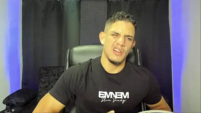 Snapshot of jhonnysnow17 chatting on 9, 10, 2025 jhonnysnow17 online show from 9, 10, 2025