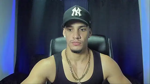 Snapshot of jhonnysnow17 chatting on 12, 10, 2025 jhonnysnow17 online show from 12, 10, 2025