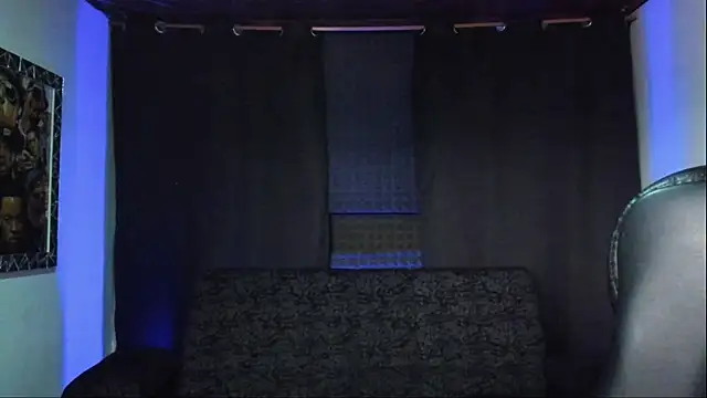 Snapshot of jhonnysnow17 chatting on 31, 10, 2025 jhonnysnow17 online show from 31, 10, 2025