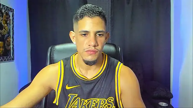 Snapshot of jhonnysnow17 chatting on 6, 11, 2025 jhonnysnow17 online show from 6, 11, 2025