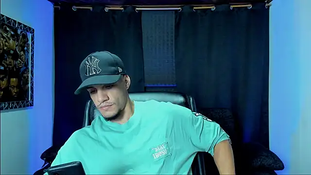 Snapshot of jhonnysnow17 chatting on 6, 2, 2026 jhonnysnow17 online show from 6, 2, 2026