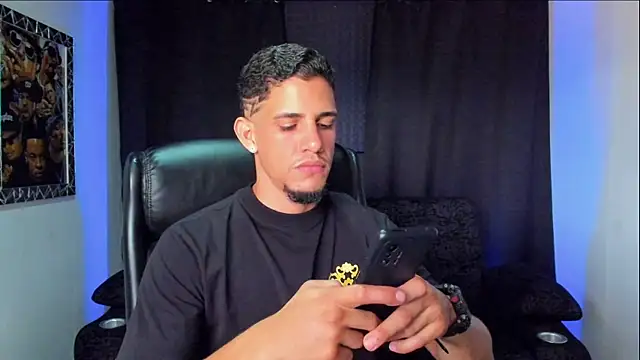 Snapshot of jhonnysnow17 chatting on 14, 2, 2026 jhonnysnow17 online show from 14, 2, 2026