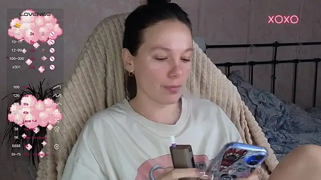 lil luna x online show from 22, 2, 2026