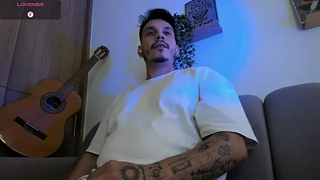 alejandro stark online show from 12, 4, 2026