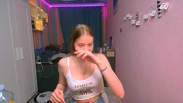   Aphrodita  wow   online show from 6, 3, 2025