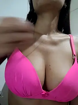 Snapshot of luz_94 chatting on 27, 4, 2026 luz 94 online show from 27, 4, 2026