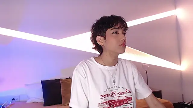 hot little bunny online show from 20, 2, 2025