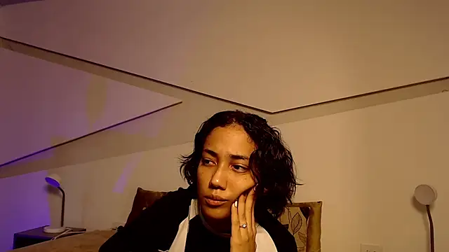 hot little bunny online show from 8, 9, 2025