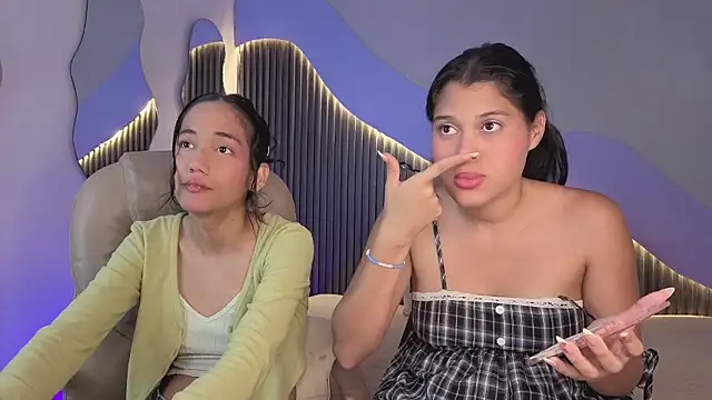 hot little bunny online show from 13, 3, 2026