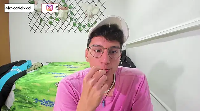 Snapshot of Jackson_Careyy chatting on 8, 3, 2025 Jackson Careyy online show from 8, 3, 2025