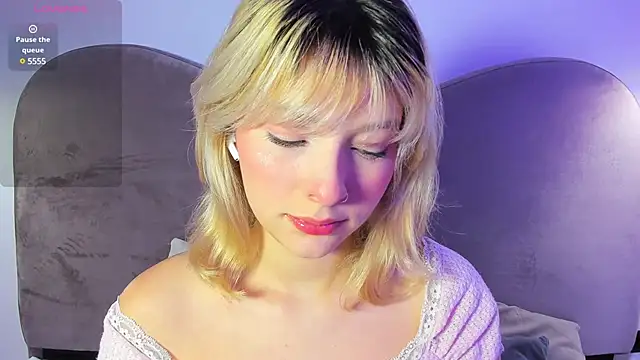 Snapshot of Ania_jones chatting on 21, 12, 2024 Ania jones online show from 21, 12, 2024