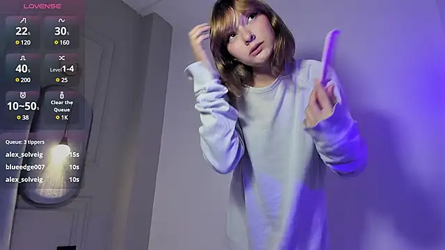 Snapshot of Ania_jones chatting on 11, 3, 2025 Ania jones online show from 11, 3, 2025