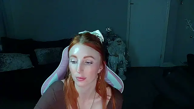 Snapshot of Red_firesquirt chatting on 23, 12, 2024 Red firesquirt online show from 23, 12, 2024