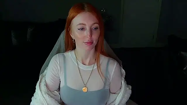 Snapshot of Red_firesquirt chatting on 19, 2, 2025 Red firesquirt online show from 19, 2, 2025