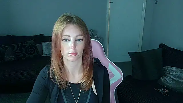 Red firesquirt online show from 15, 4, 2026