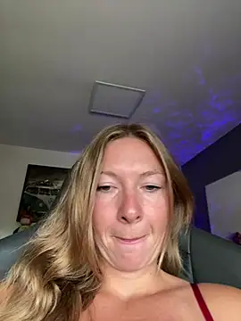 Snapshot of BunnyDiamond1 chatting on 26, 7, 2026 BunnyDiamond1 online show from 26, 7, 2026