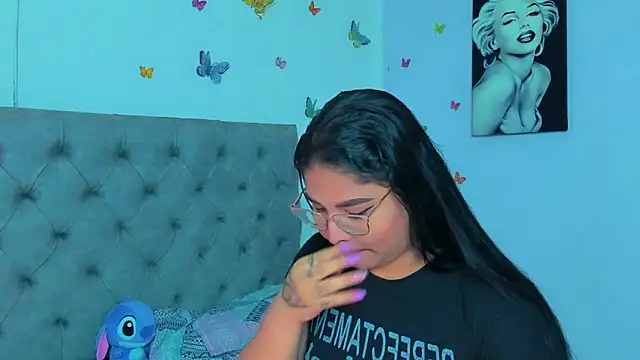 mabellfox online show from 29, 12, 2024