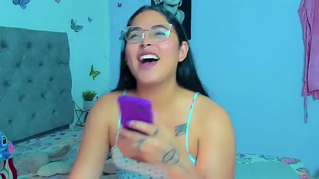 mabellfox online show from 11, 1, 2025