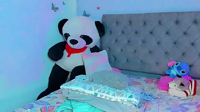 mabellfox online show from 25, 2, 2025