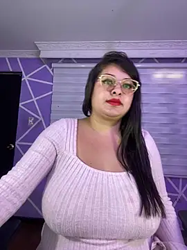 MiiaaJoness online show from 6, 2, 2026