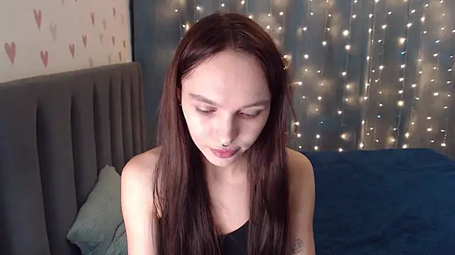 ChloeSunny online show from 18, 2, 2026