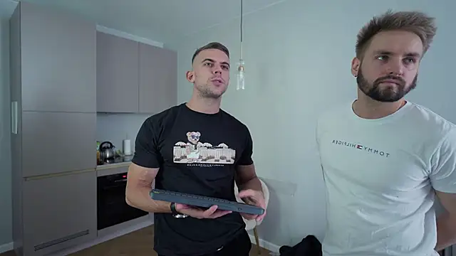 Snapshot of enjoy_me chatting on 2, 4, 2026 enjoy me online show from 2, 4, 2026