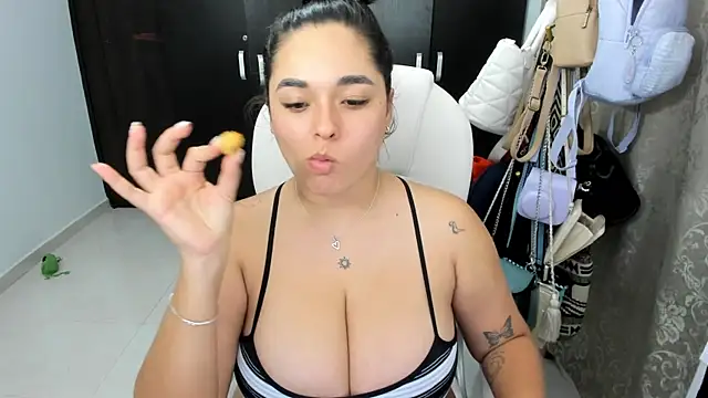 CelesteBrucee online show from 20, 2, 2025