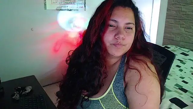 Snapshot of girl_milk2 chatting on 6, 2, 2026 girl milk2 online show from 6, 2, 2026