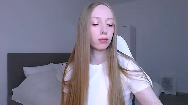 Luna insniity online show from 17, 3, 2026