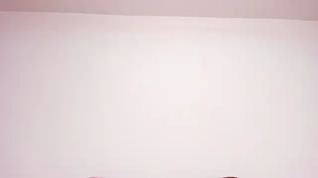 Snapshot of baby_ivy chatting on 5, 1, 2025 baby ivy online show from 5, 1, 2025