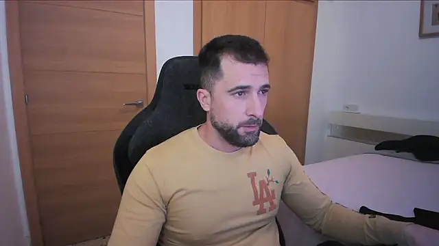 alex877x online show from 2, 11, 2025