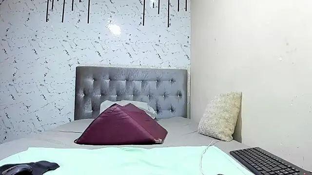 Snapshot of kelleysinedd chatting on 20, 10, 2025 kelleysinedd online show from 20, 10, 2025