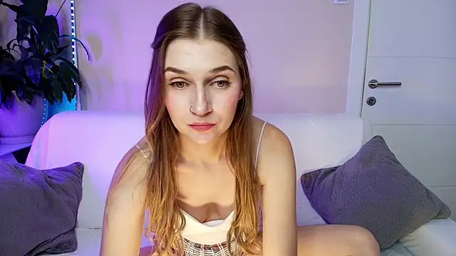 Snapshot of Miss_Christine_Cardo chatting on 23, 7, 2026 Miss Christine Cardo online show from 23, 7, 2026