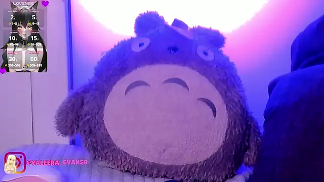 Valeera Evans8 online show from 1, 2, 2025