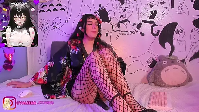 Valeera Evans8 online show from 21, 2, 2025