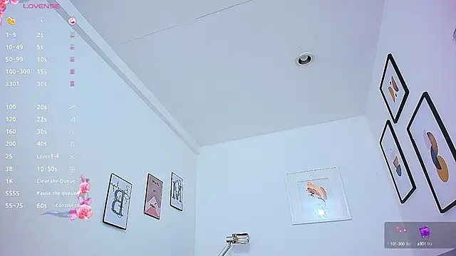 Snapshot of littlee_emilyy_ chatting on 5, 3, 2025 littlee emilyy  online show from 5, 3, 2025