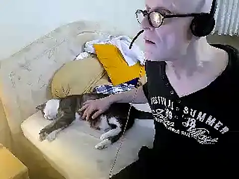 Snapshot of HornyRalfi55 chatting on 12, 3, 2025 HornyRalfi55 online show from 12, 3, 2025