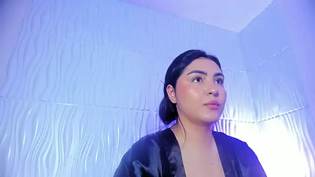 Snapshot of Abby__colins chatting on 19, 9, 2025 Abby colins online show from 19, 9, 2025