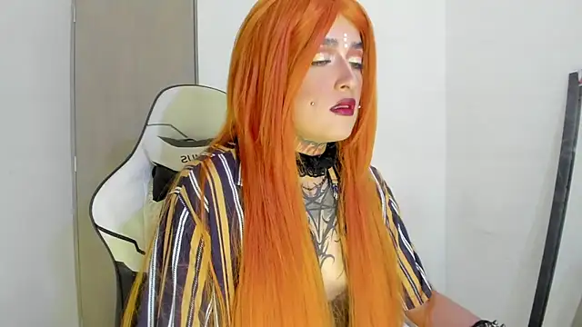 sarah benjjaminn online show from 25, 7, 2026