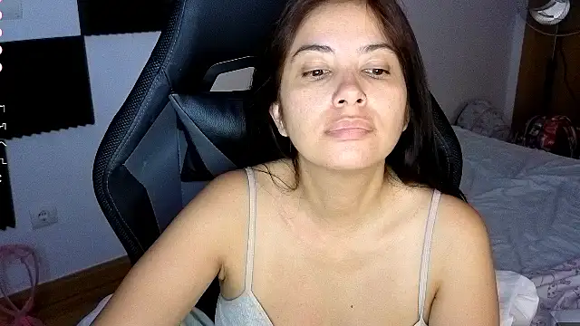 Snapshot of AnnaQueen chatting on 28, 7, 2026 AnnaQueen online show from 28, 7, 2026
