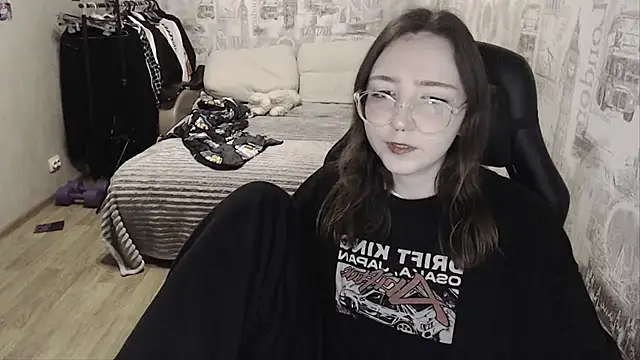 Snapshot of AmeliaKamishiro chatting on 23, 12, 2024 AmeliaKamishiro online show from 23, 12, 2024