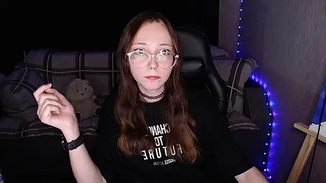 Snapshot of AmeliaKamishiro chatting on 13, 10, 2025 AmeliaKamishiro online show from 13, 10, 2025