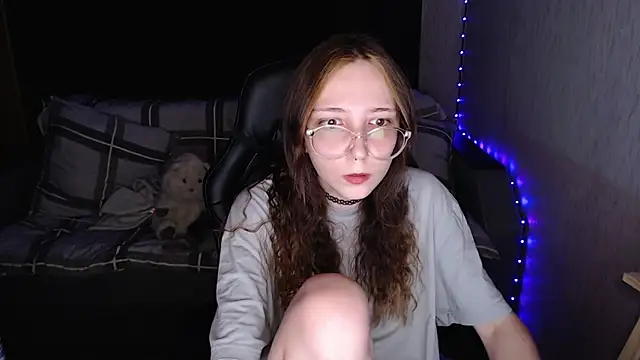 Snapshot of AmeliaKamishiro chatting on 14, 10, 2025 AmeliaKamishiro online show from 14, 10, 2025