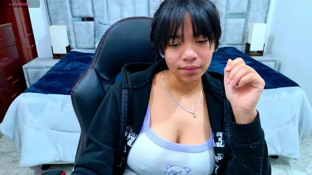 laureentt  online show from 3, 2, 2026