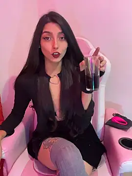 Snapshot of Felicia_smok3 chatting on 5, 6, 2026 Felicia smok3 online show from 5, 6, 2026