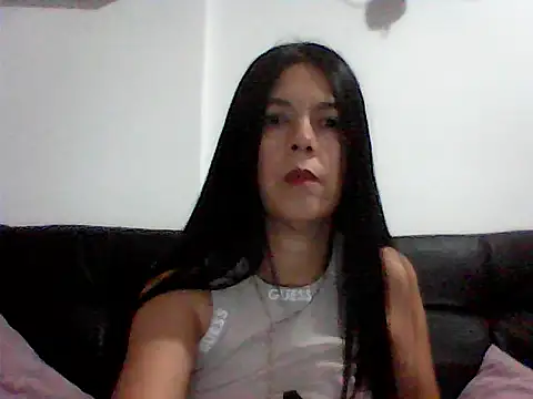 Snapshot of Alexxawinter chatting on 5, 11, 2025 Alexxawinter online show from 5, 11, 2025