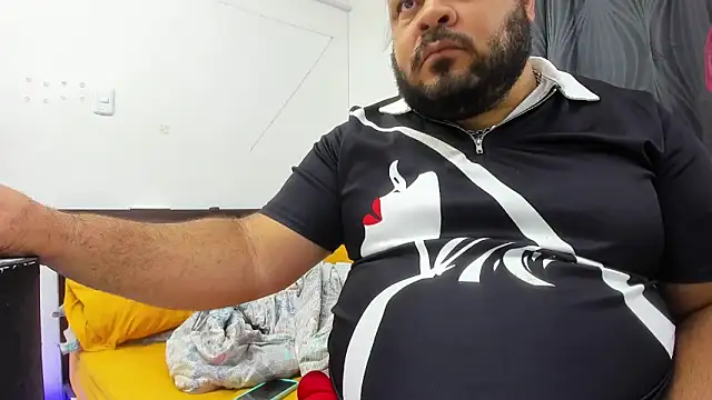 Latino bigcock online show from 7, 10, 2025